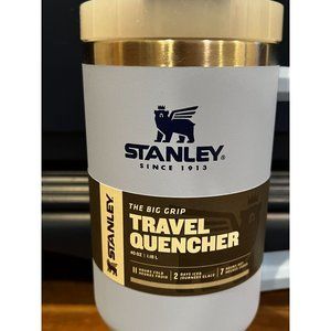 STANLEY 40oz TRAVEL QUENCHER